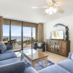 SeasideBeach&RacquetClub